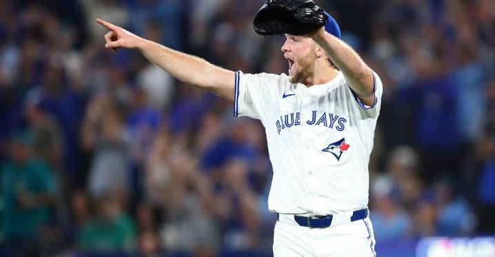 Snell, Yesavage named Game 1 starters