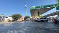 Asaltan y amenazan con un arma blanca a un empleado de gasolinera en colonia Morelos en Monterrey