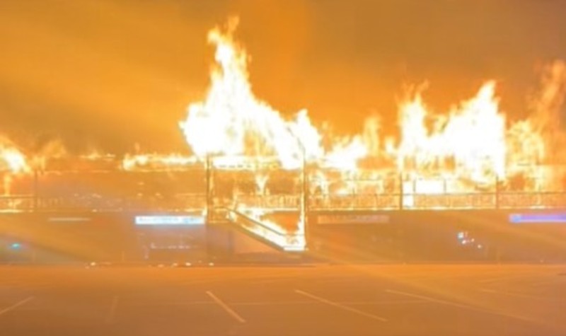 Fire engulfs Nederland's Caribou Village Shopping Center