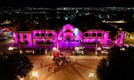 Ramos Arizpe se ilumina de rosa en la lucha contra el cáncer de mama