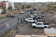 Dos sindicatos se enfrentan con golpes y quema de camioneta por la ampliación de la Puebla