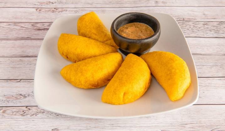 Cómo hacer empanadas caseras perfectas: masa crocante y rellenos irresistibles paso a paso