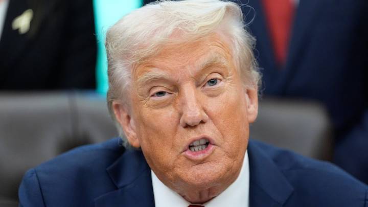 FACT FOCUS: Democrats did not shut down the government to give health care to 'illegal immigrants'