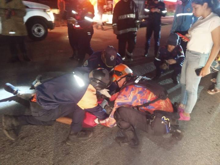 Perros causan dos accidentes en Ciudad Bolívar