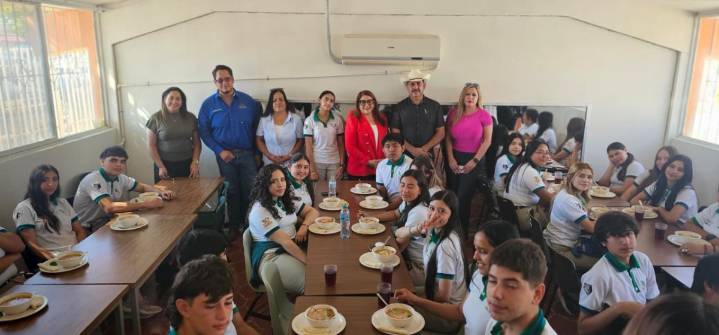 Inaugura Cecytech comedor escolar en plantel de Santa Isabel