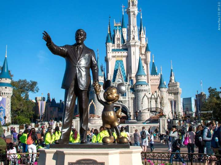 Disney raises ticket prices for Disney World and Disneyland theme parks