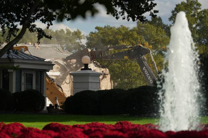 Entire East Wing could be demolished by the weekend