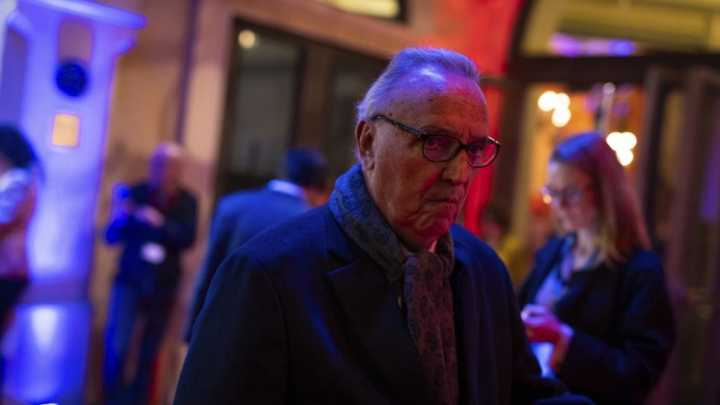 Joan Gaspart: "Luís Figo es una persona que no me importa en absoluto"