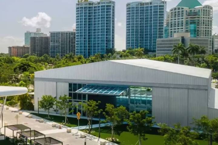 Sports Summit USA llega a The Hangar at Regatta Harbour