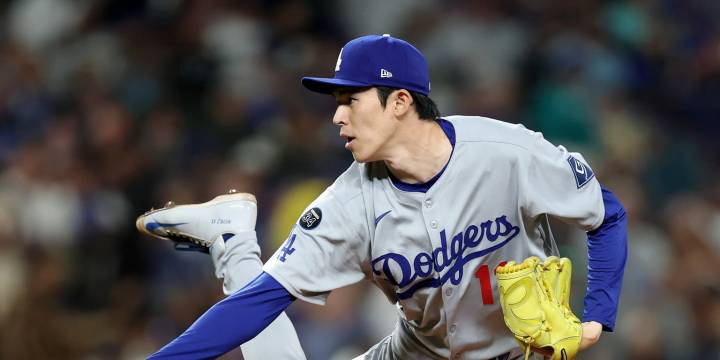 Roki Sasaki bolsters Dodgers' bullpen in 2025 playoffs