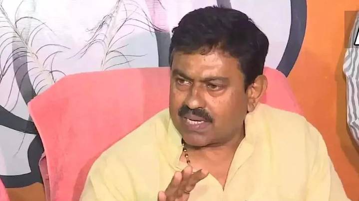 Police Register Case Against Former Union Minister Ajay Mishra Teni & Son In Witness Intimidation Matter