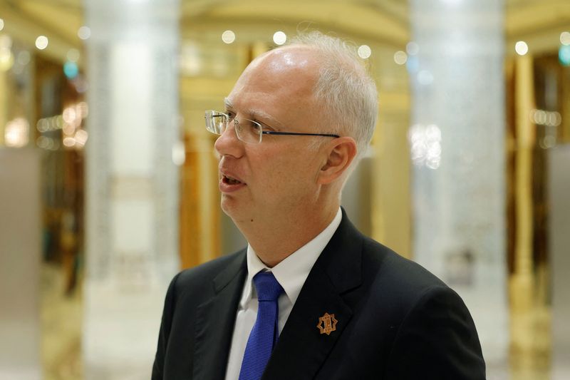 Putin envoy Dmitriev says US, Ukraine and Russia close to 'diplomatic solution' on war