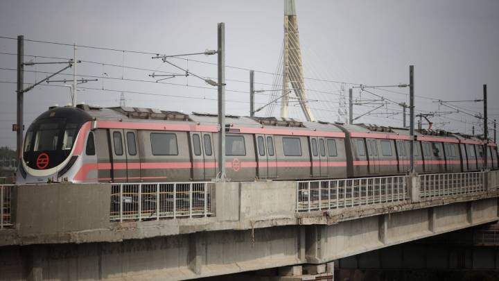 Delhi Metro Diwali timings 2025: Check DMRC’s new schedule for October 19