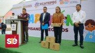 Azucena Cisneros entrega zapatos y anuncia nuevos apoyos escolares en Ecatepec
