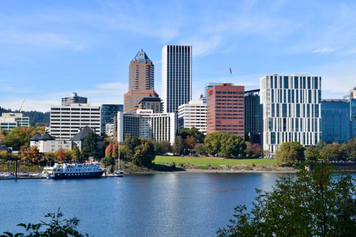 Oregon meteorologists: Weak La Nina for 2025