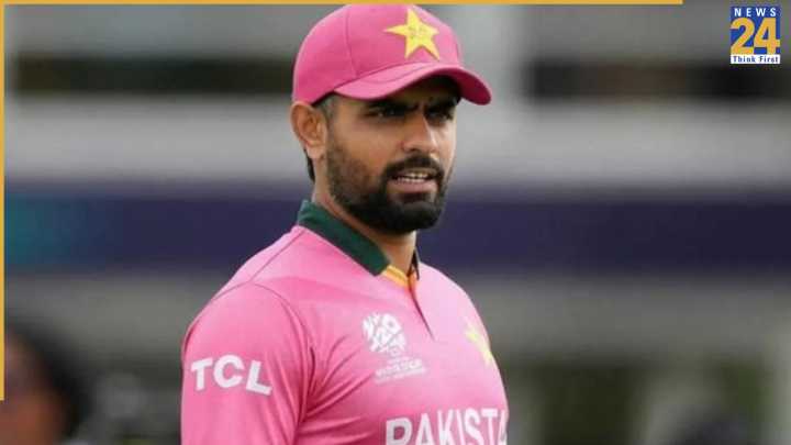 Babar Azam falls for two-ball duck as Pakistan suffers 55-run defeat against South Africa in 1st T20I