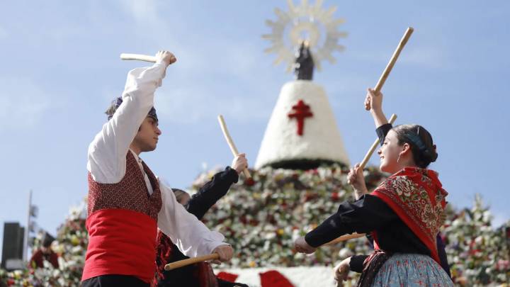 Hasta qué día se puede ver el manto de la Virgen del Pilar con flores en Zaragoza