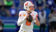 David’s pick sets up winning FG as Bucs beat Seahawks in offensive duel