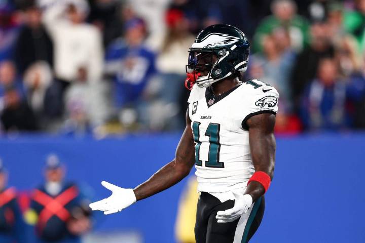 Eagles' A.J. Brown: 'I don't recall' meeting with Jalen Hurts and Saquon Barkley