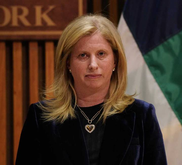 NYPD boosts security at NYC synagogues following Yom Kippur terrorist attack in London