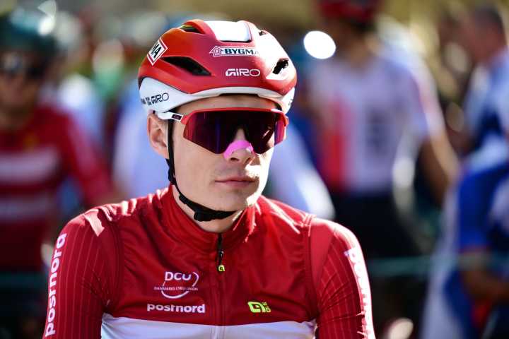 Why did only 17 riders finish the European Championships elite men's road race?