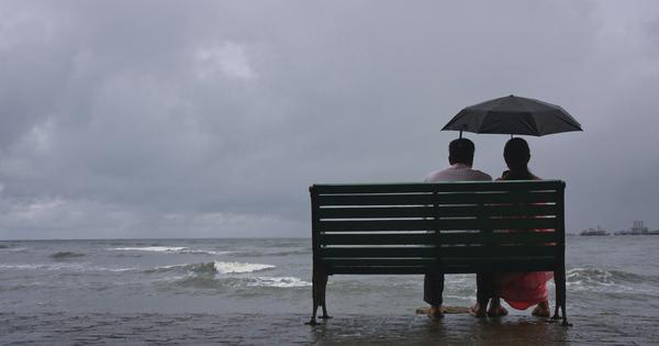 Heavy rainfall continues in Kerala, yellow alert in 12 districts