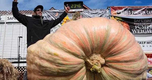 Calabaza de 1,064 kilos gana concurso en EU