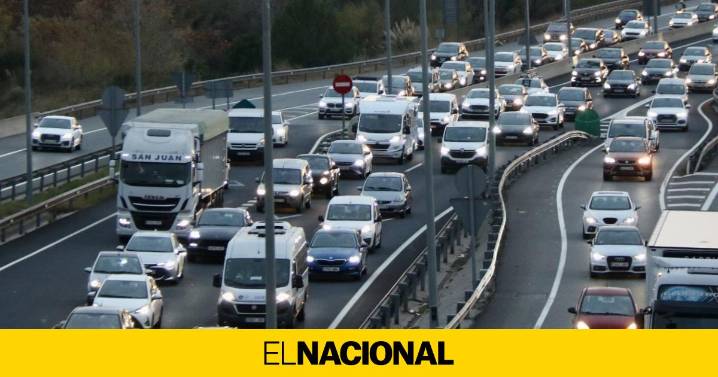 Una manifestación del sector del metal corta los accesos a Barcelona: caos y colas kilométricas