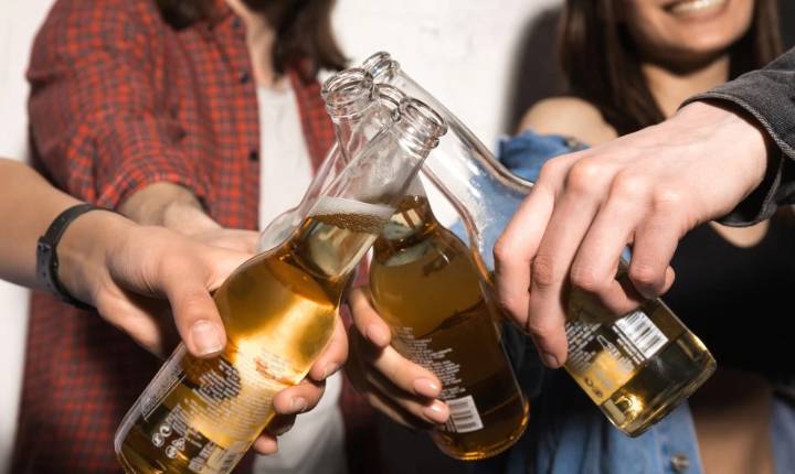 Esto le pasa al organismo cuando se deja de consumir alcohol por 30 días o más, según los expertos