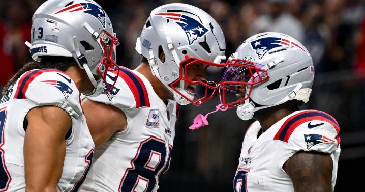 New England Patriots sit atop AFC East standings after Bills' Monday Night Football loss