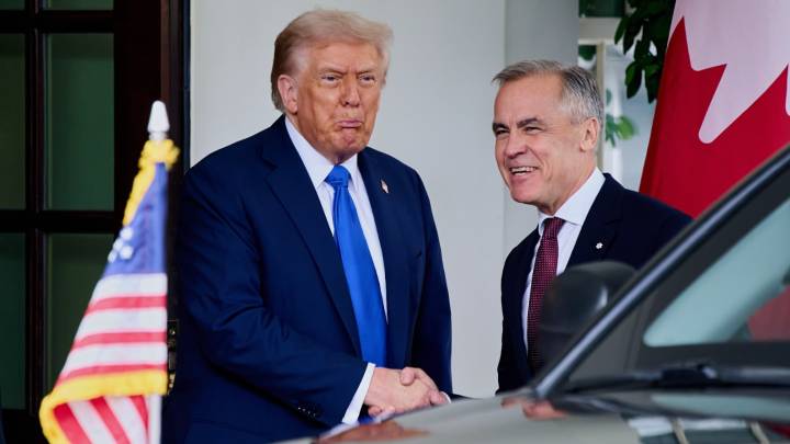 Donald Trump once again brings up Canada merging with US in talks with Mark Carney