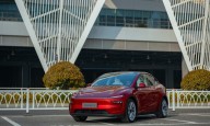 Tesla hits record vehicle deliveries and energy deployments in Q3 2025