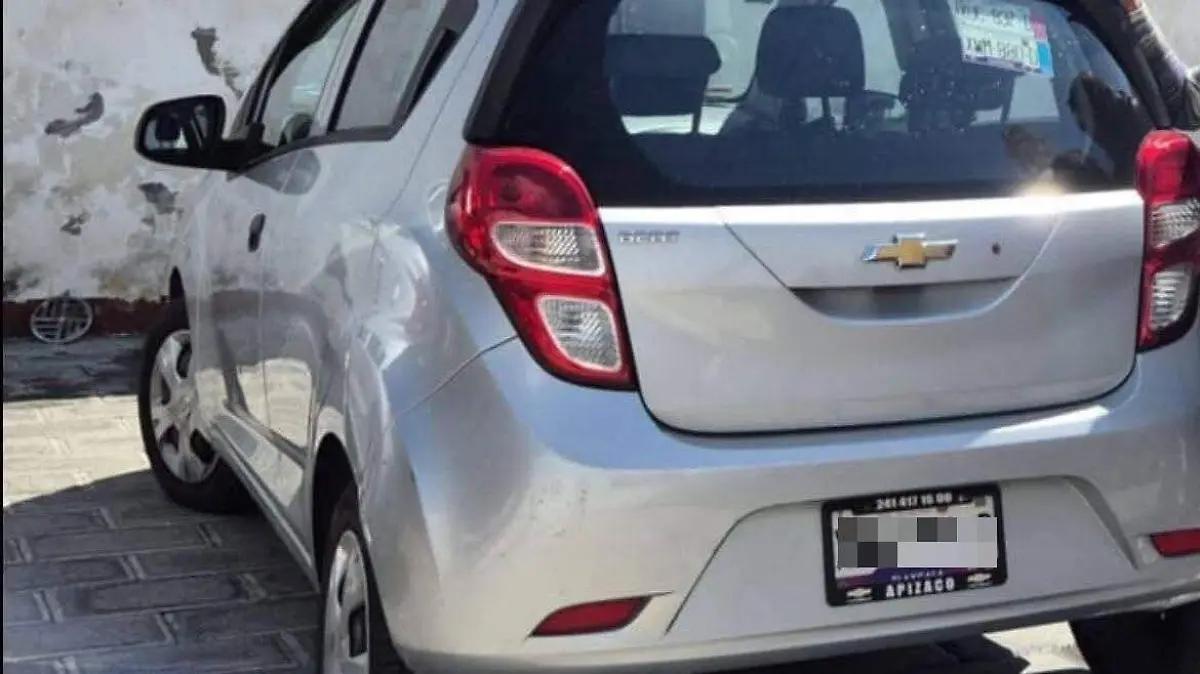 Roban vehículo a empleada del Cobat durante certamen en el Plantel 01 de Tlaxcala