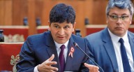 Gobernador de Arequipa, Rohel Sánchez, confía en funcionario cuestionado