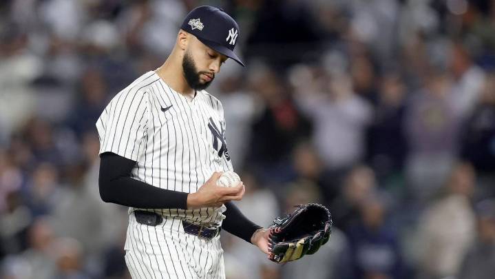 Yankees' Devin Williams admits tough transition to New York
