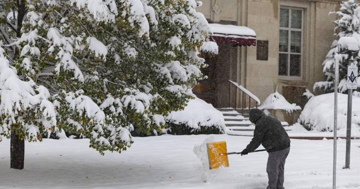 Helena area hammered by early-season snow; some power outages reported