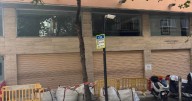 Comerciantes y vecinos denuncian la zanja de la calle Tous i Maroto
