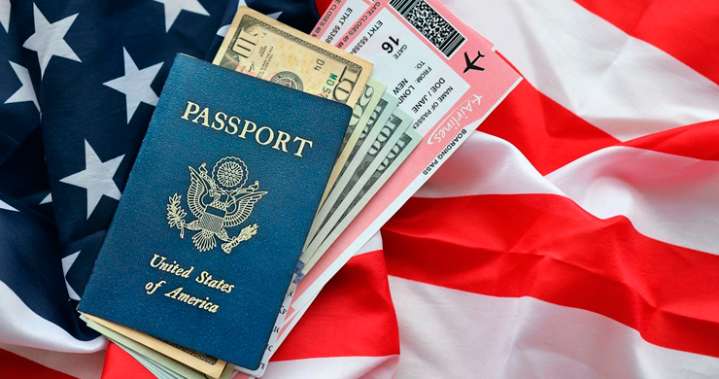 El pasaporte de EE.UU. sufre una caída histórica y sale del ‘top 10’ mundial por primera vez