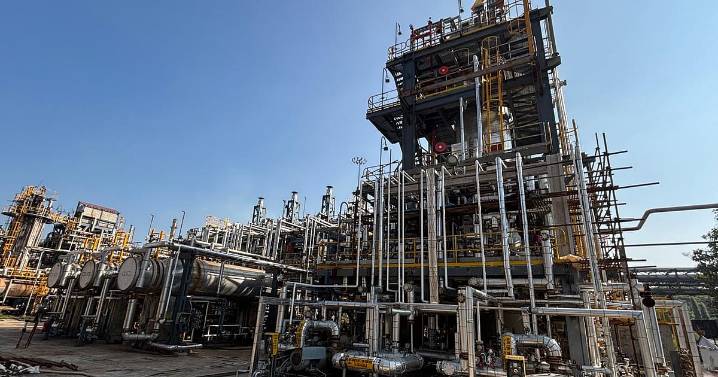 Mangalore Refinery Q2 Results: Swings To Profit, Revenue Rises 31%