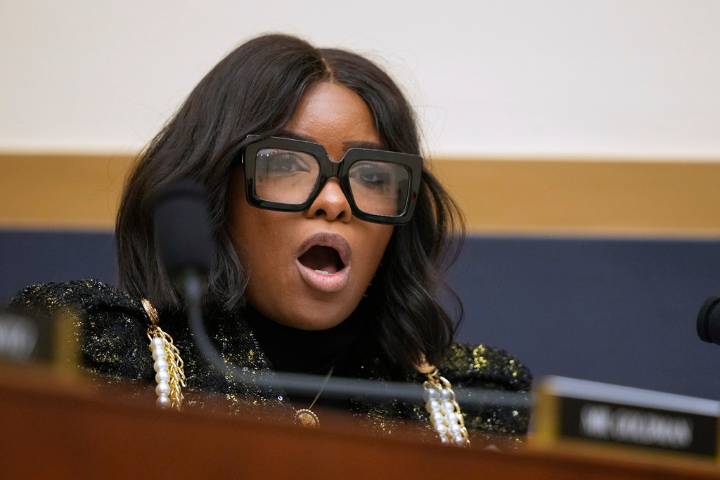 Crockett considering TX Senate run if Cornyn loses GOP primary