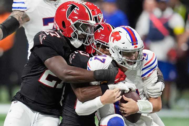 Josh Allen, Buffalo Bills look more like pretenders than contenders after loss to Falcons