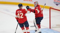 Panthers’ Sergei Bobrovsky closer to NHL record after beating Blackhawks