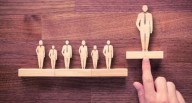 Cómo resolver problemas complejos de liderazgo con el método SOLVE segun harvard business review