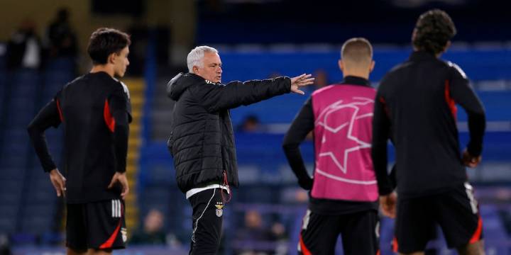 Preocupación en el Benfica de Richard Ríos y José Mourinho en la previa al juego ante Porto por brote de virus