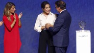Todo el mundo conoce a Juan del Val pero... ¿quién es Ángela Banzas, la finalista del Planeta?