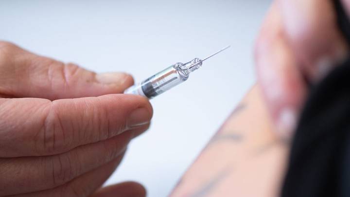 CDC advisers study safety of aluminum additive in vaccines, worrying scientists : NPR