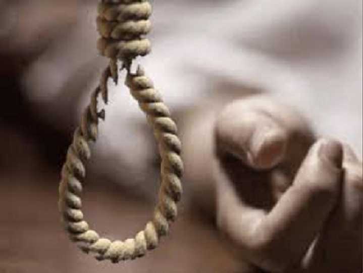 9th grader found hanging in Delhi:Police find student's phone with recording of entire incident; evidence suggests he was acting the suicide attempt when accident happened