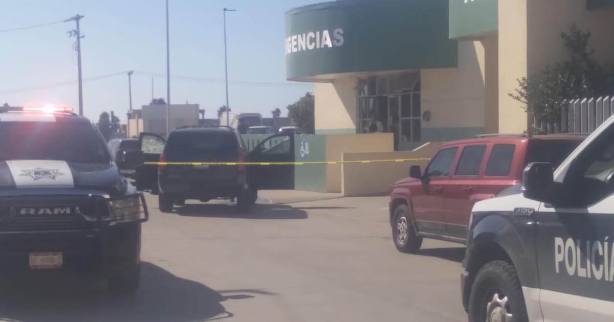 Balean a pareja en camioneta de funeraria frente a escuela en Rosarito