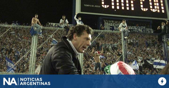 Vélez despide a Miguel Ángel Russo y recuerda su legado en el Clausura 2005