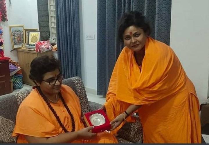 Hindu Mahasabha leader Puja Shakun Pandey arrested for murder of Aligarh businessman